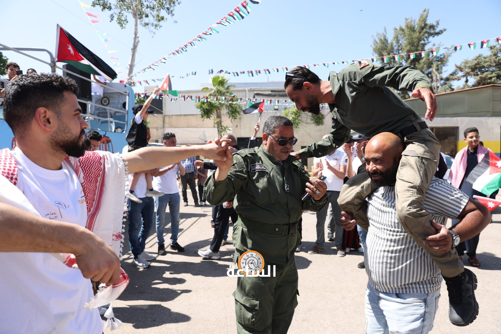 Madar Al-Saa Images 0.5509304712260483