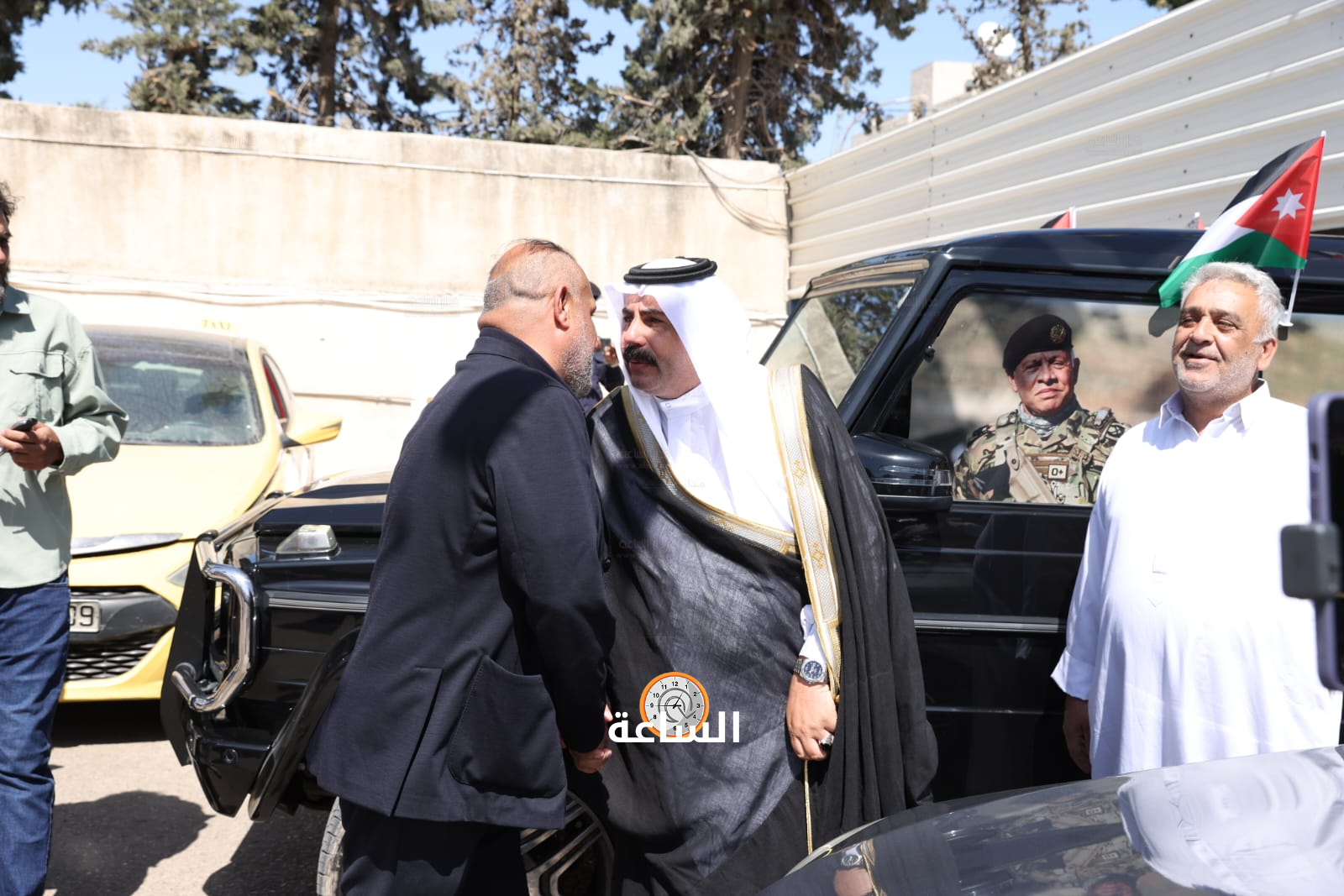 Madar Al-Saa Images 0.3502478544208979