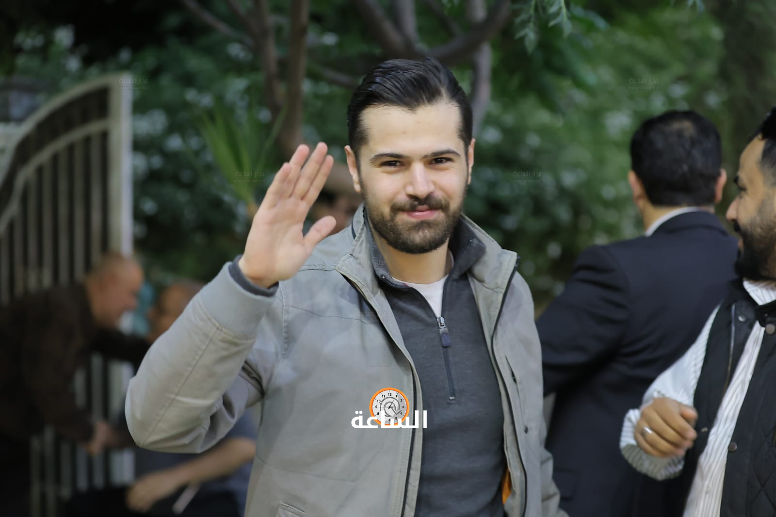 Madar Al-Saa Images 0.9710248207230799