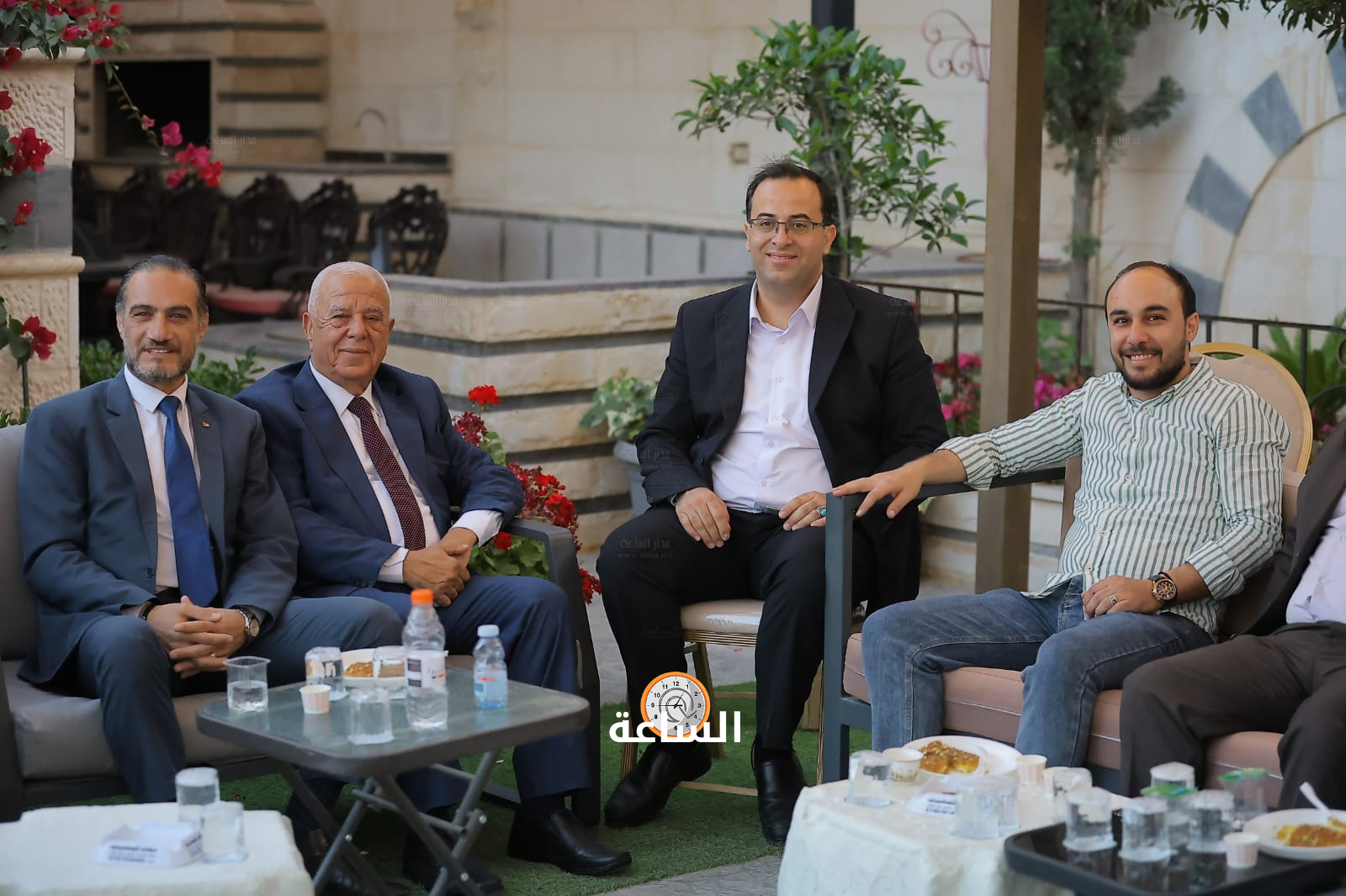 Madar Al-Saa Images 0.3711726967635117