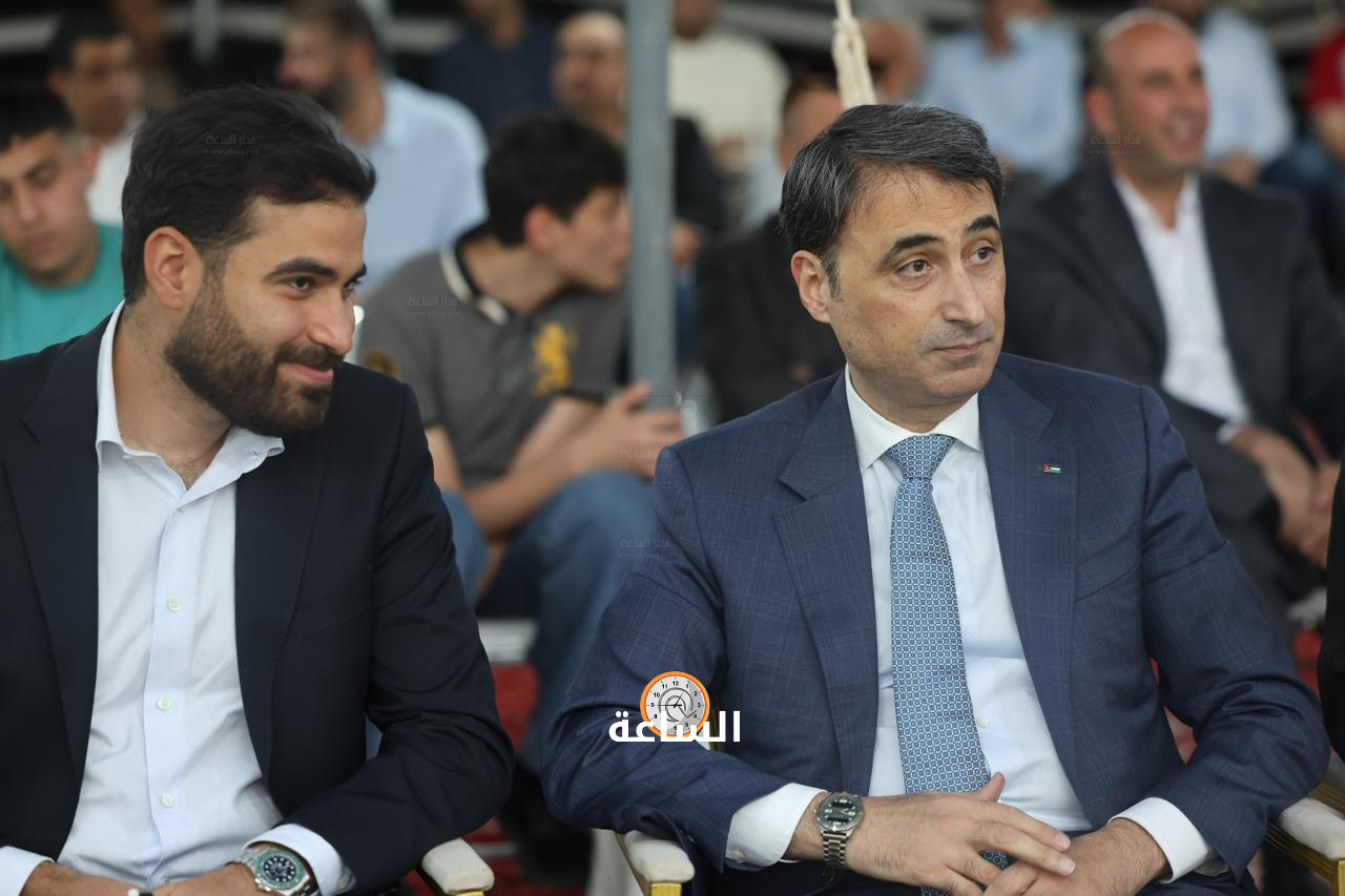 Madar Al-Saa Images 0.7245987916697357