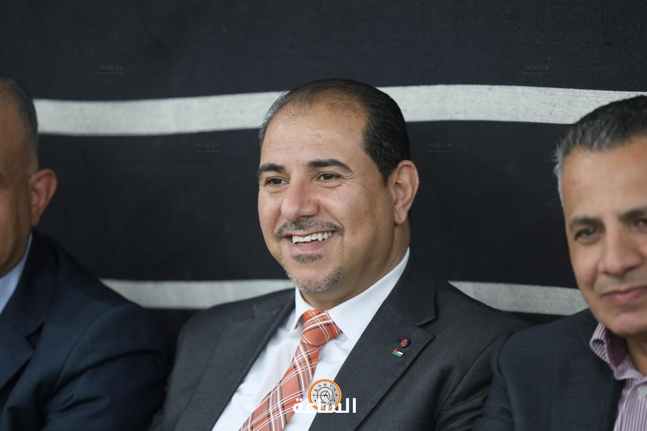 Madar Al-Saa Images 0.9932532628681774