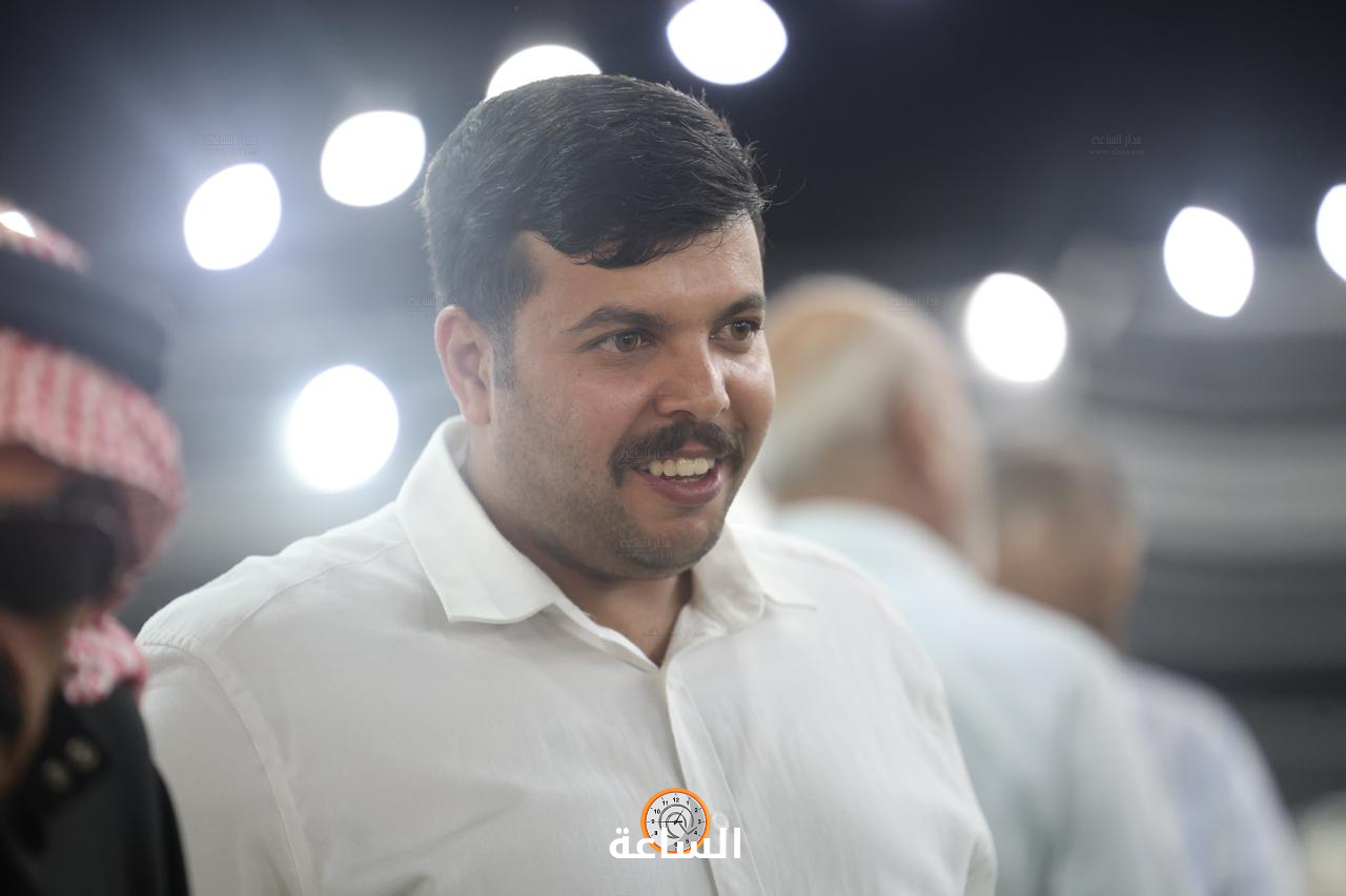 Madar Al-Saa Images 0.4290093245732045