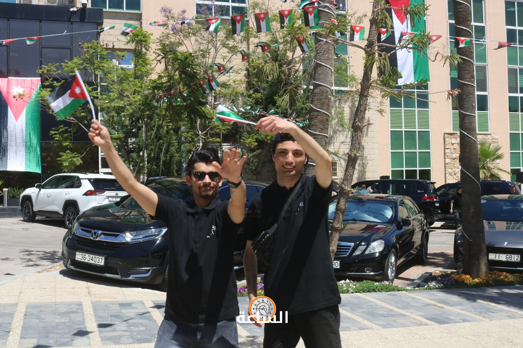 Madar Al-Saa Images 0.8428599854851015