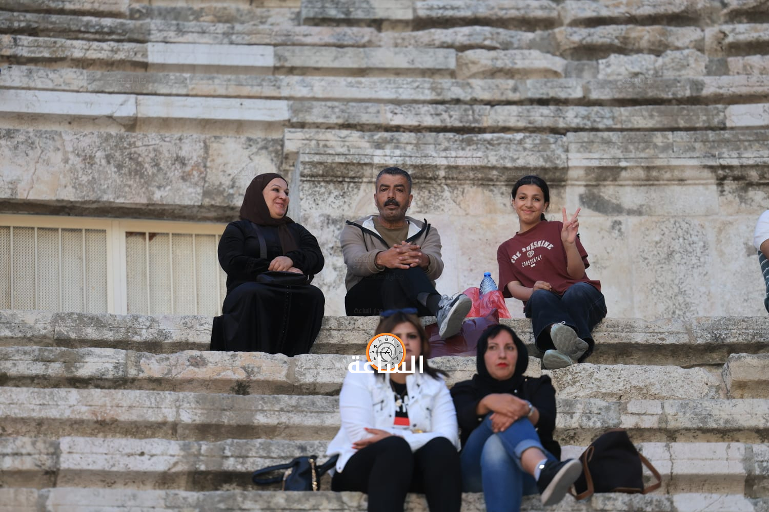 Madar Al-Saa Images 0.832843615530878