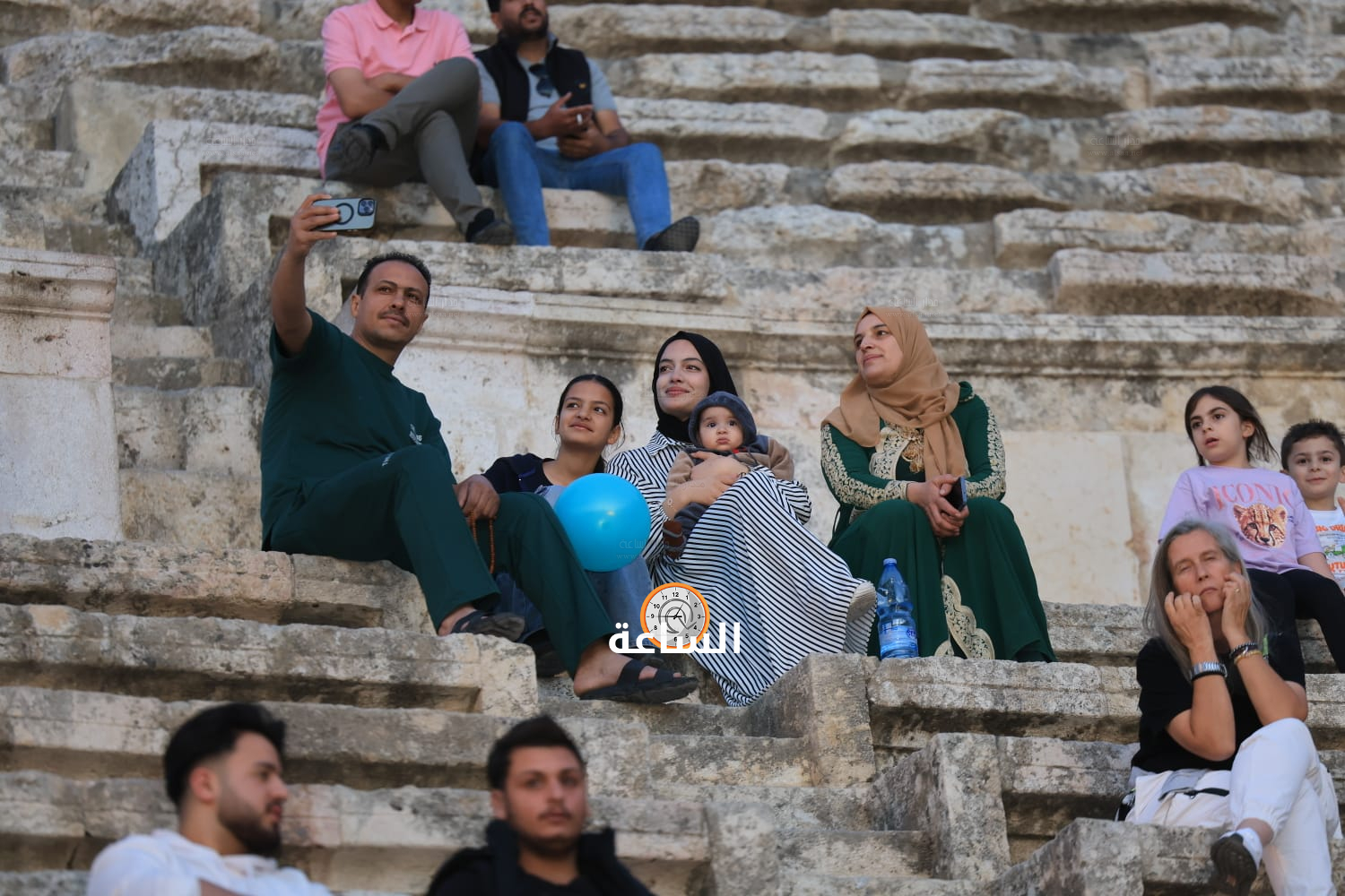 Madar Al-Saa Images 0.9283215054030156