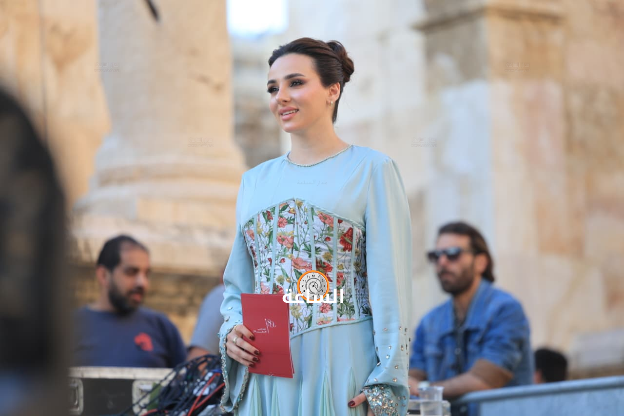Madar Al-Saa Images 0.9114890402298096