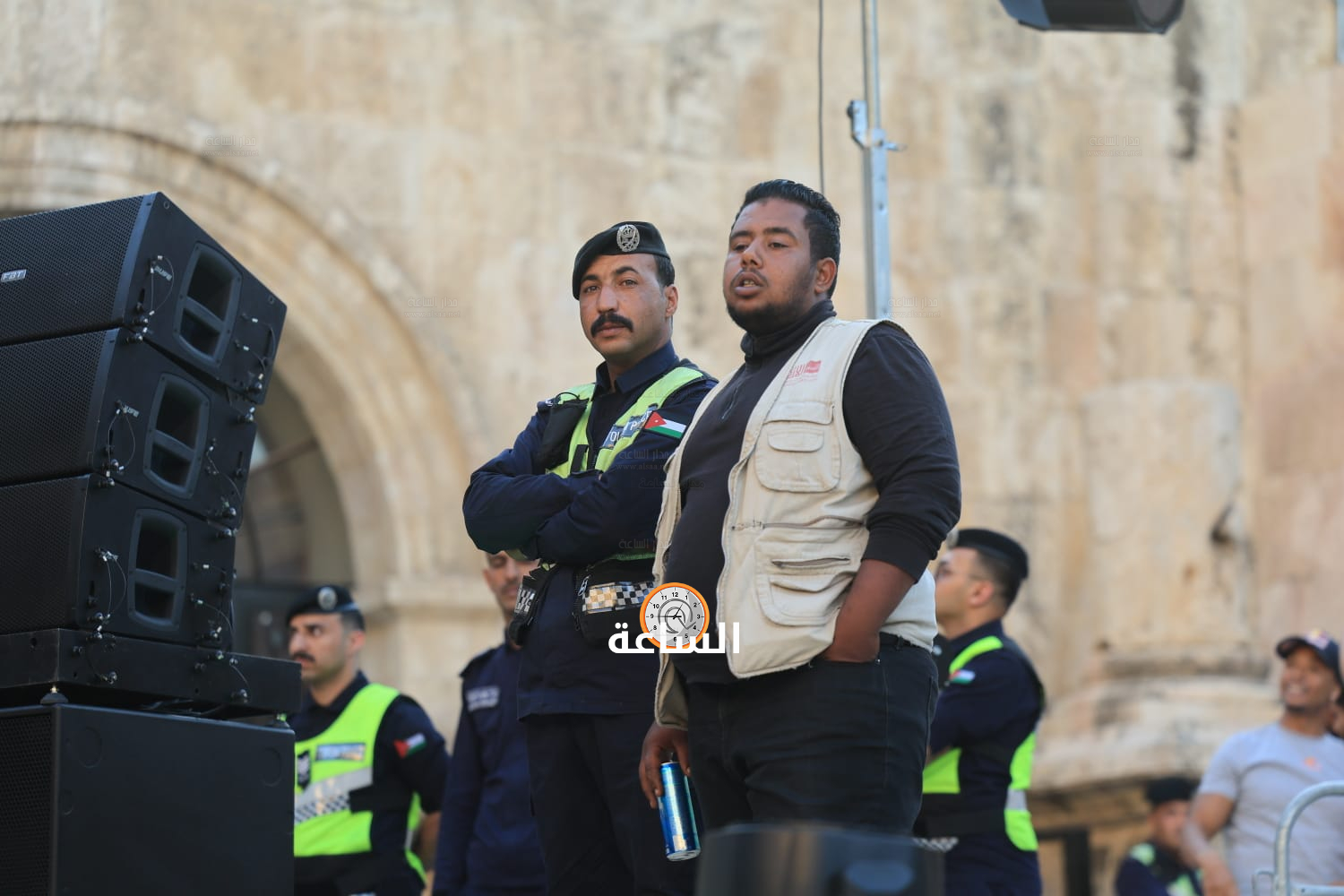 Madar Al-Saa Images 0.47658068904865025