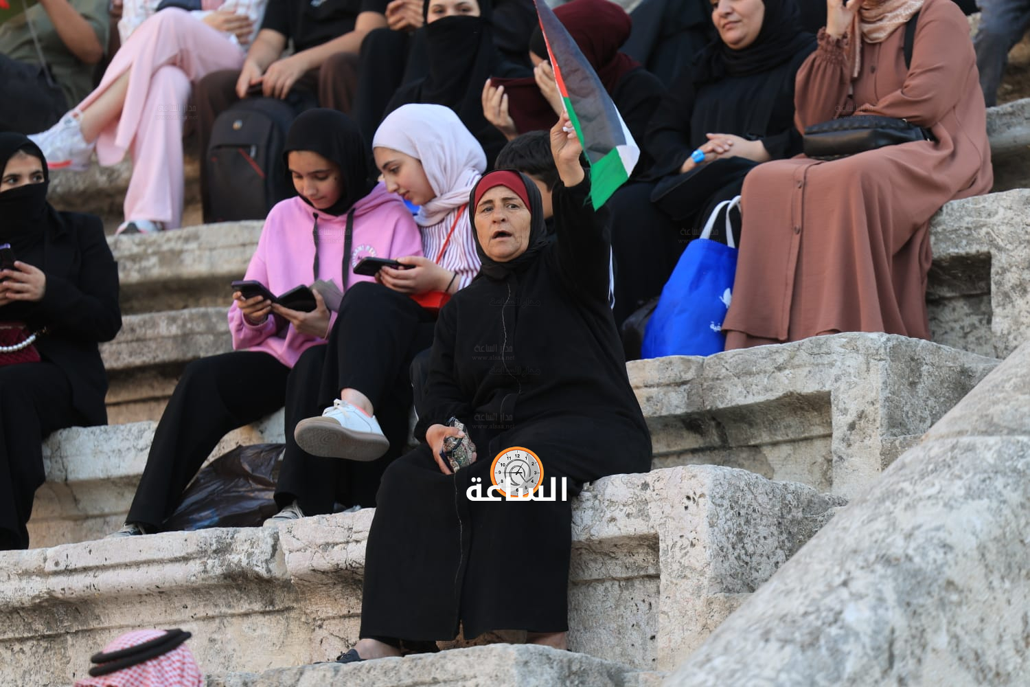 Madar Al-Saa Images 0.19779359308583921