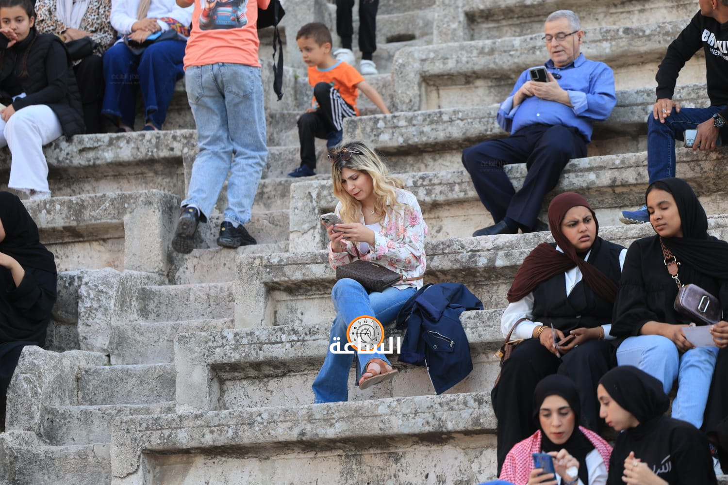 Madar Al-Saa Images 0.9447513388380133