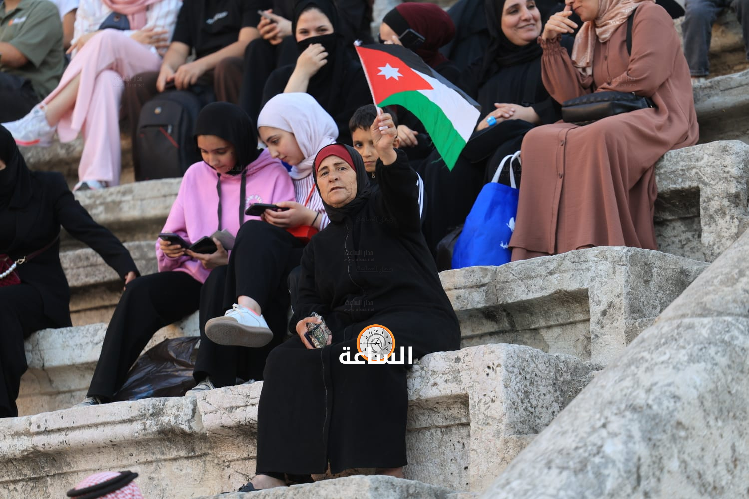 Madar Al-Saa Images 0.13730075758746196