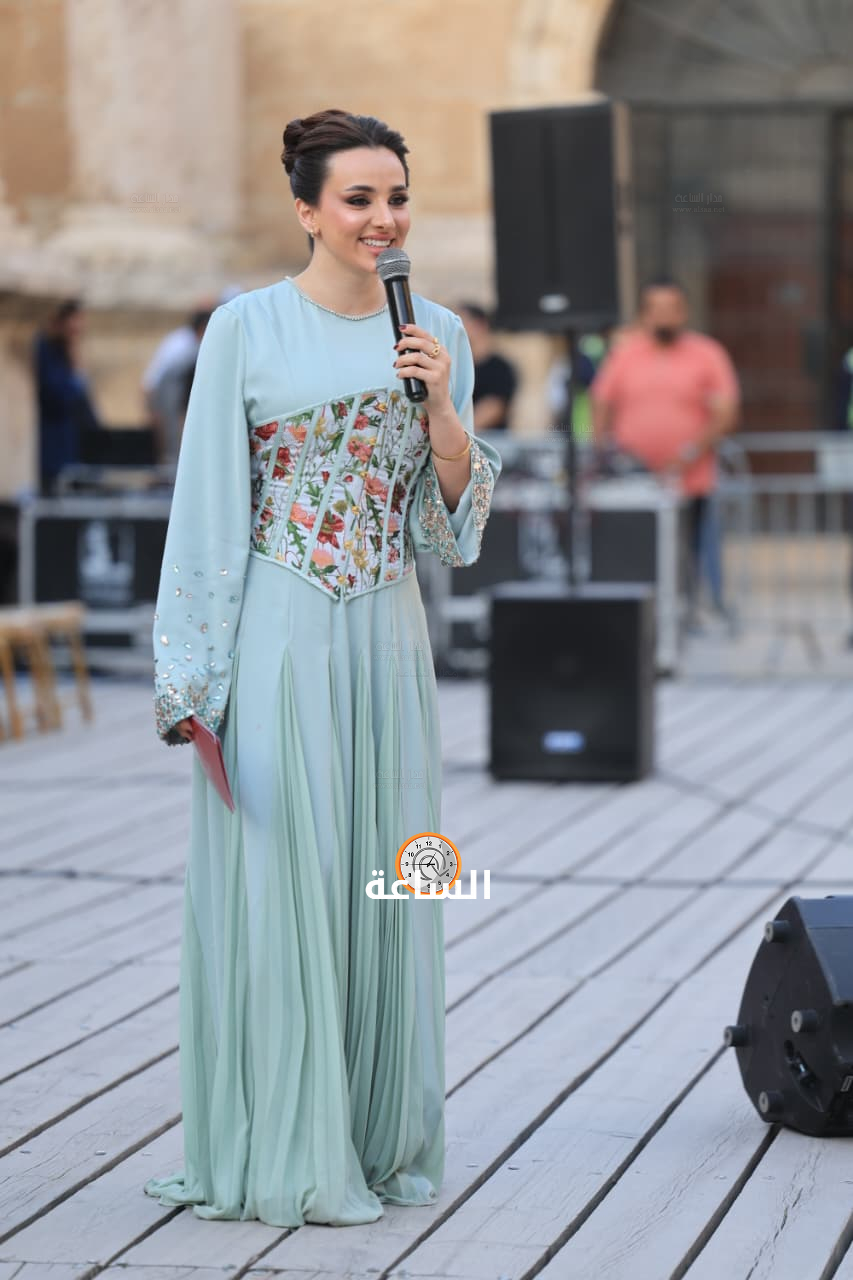 Madar Al-Saa Images 0.19472278755366368