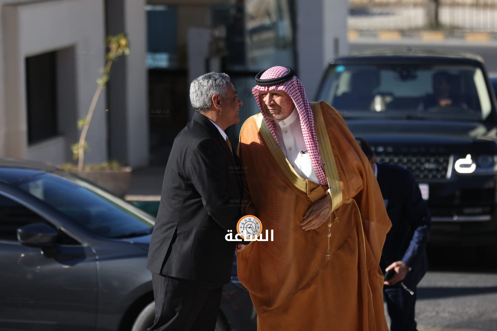 Madar Al-Saa Images 0.44875872805517236