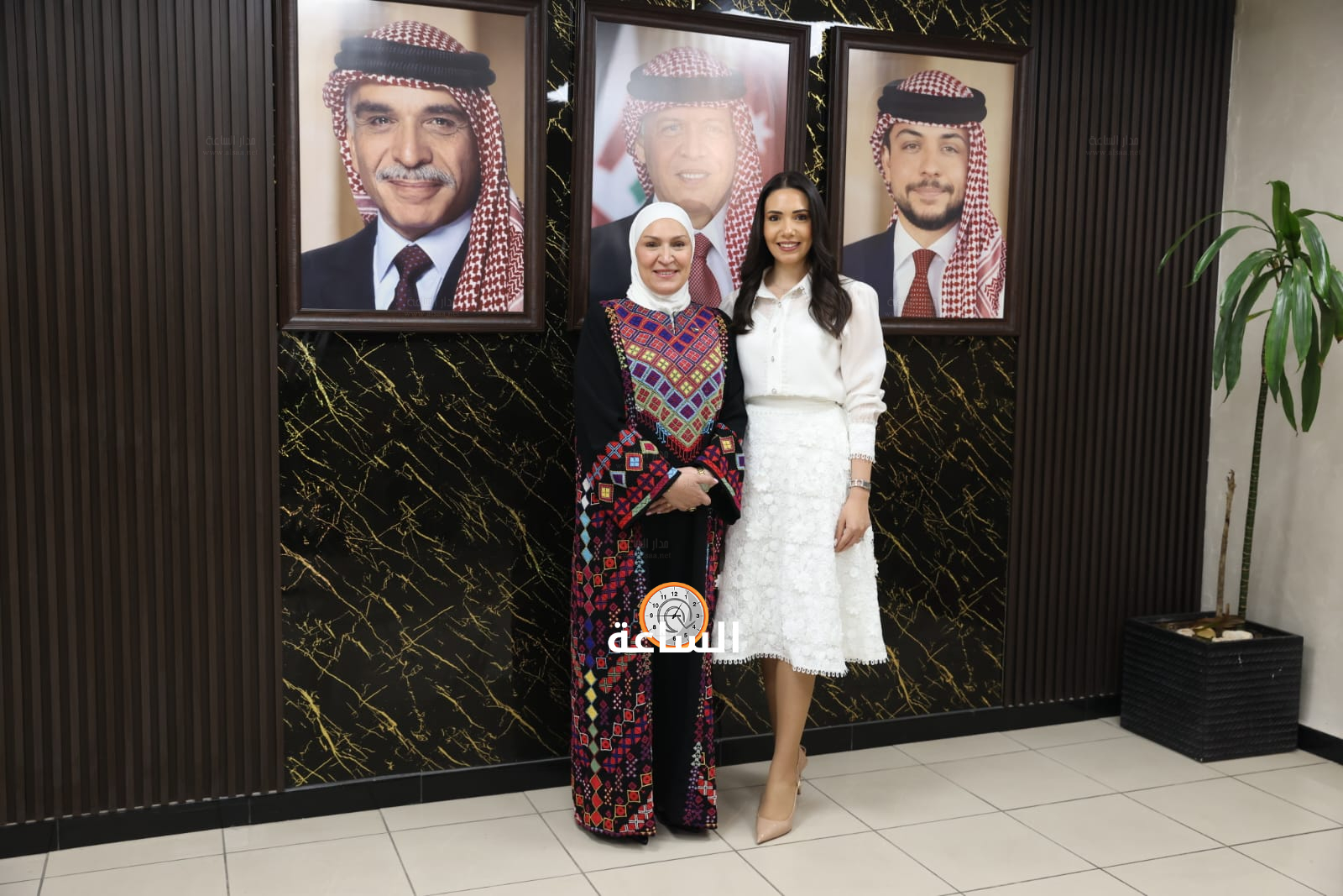 Madar Al-Saa Images 0.872378610237925