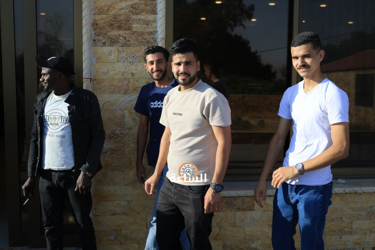 Madar Al-Saa Images 0.38695417458827797