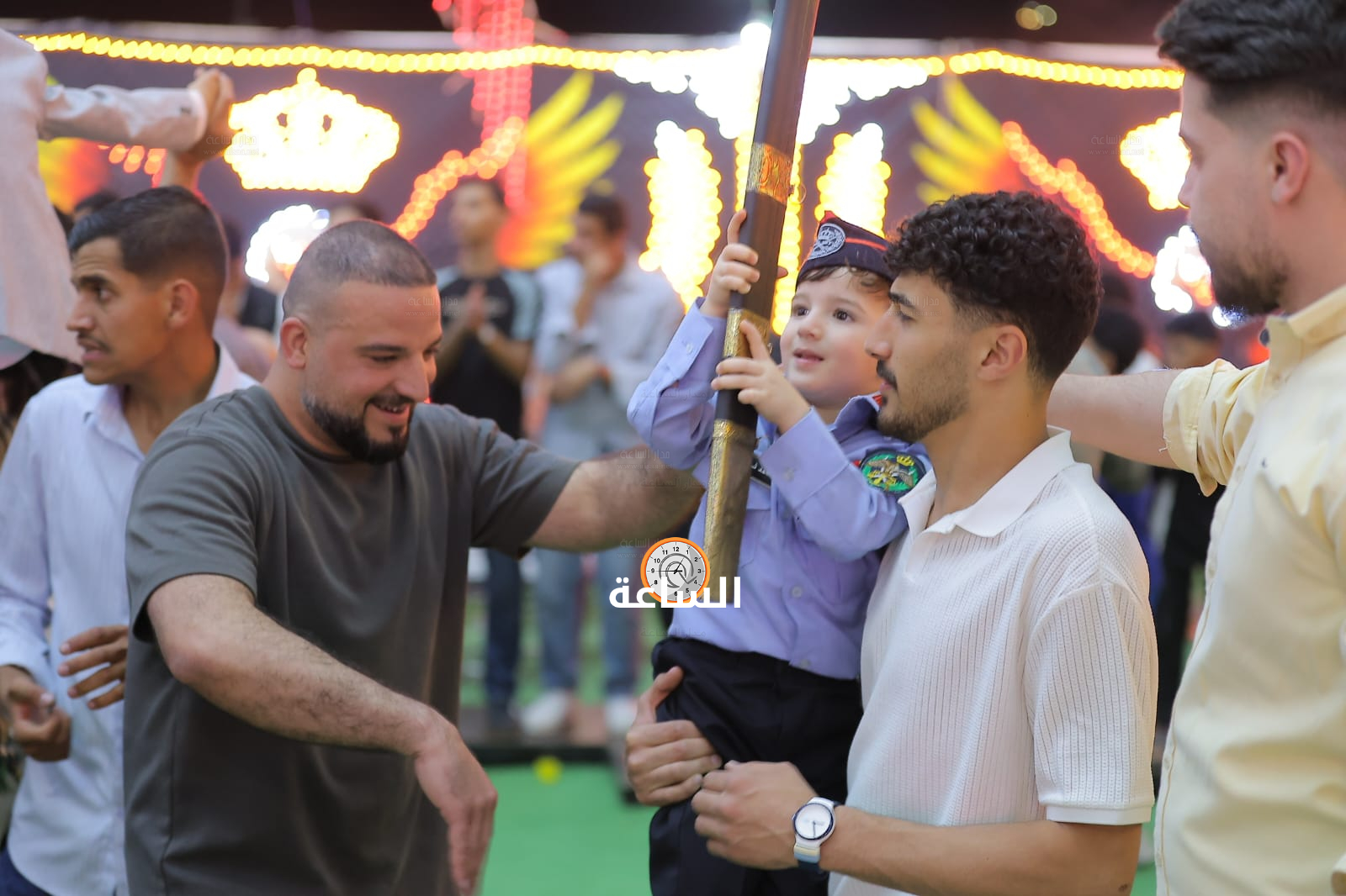 Madar Al-Saa Images 0.6088894038433711