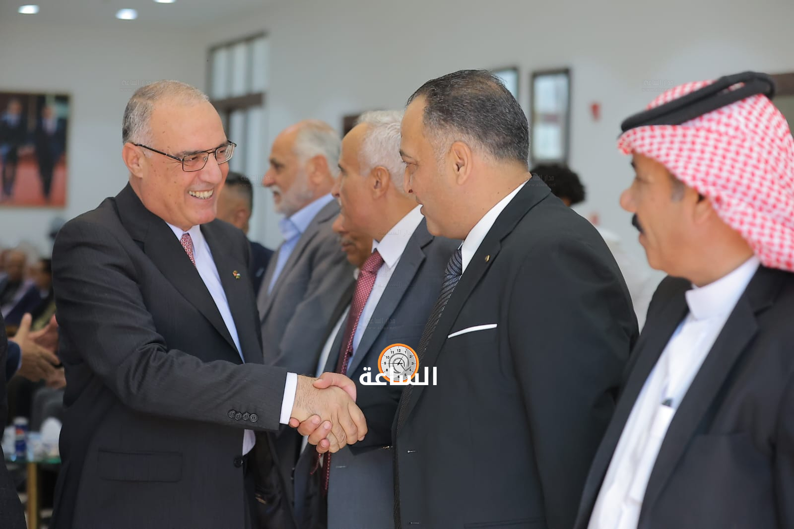 Madar Al-Saa Images 0.9956756881687322