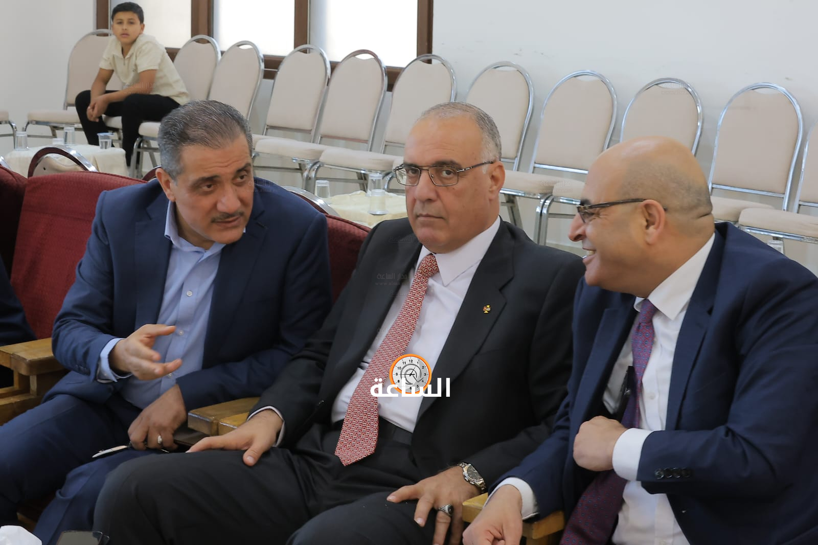 Madar Al-Saa Images 0.8753772192306287