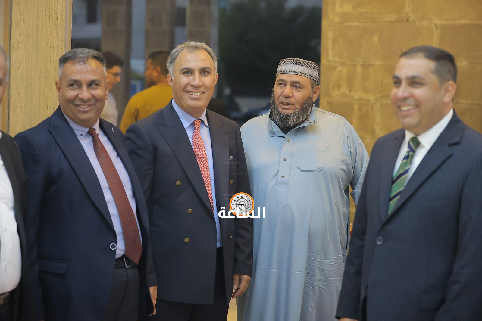 Madar Al-Saa Images 0.7328125065717251
