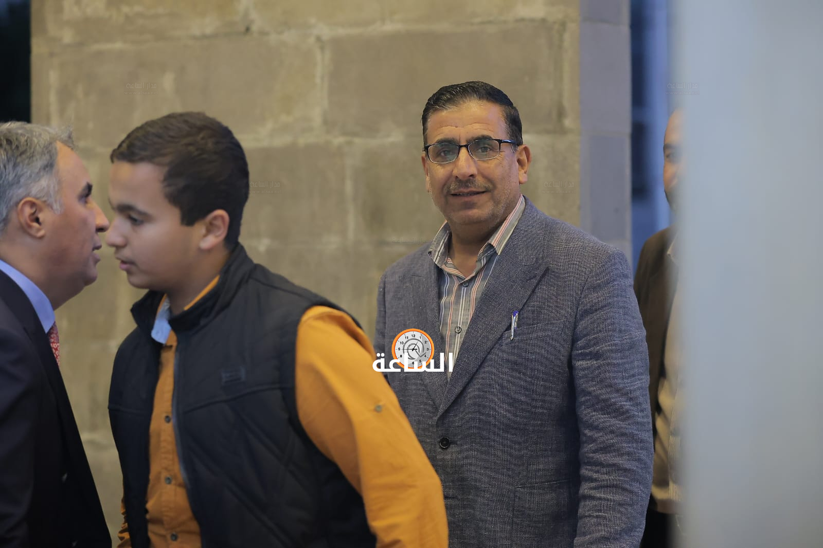 Madar Al-Saa Images 0.4531461125171179