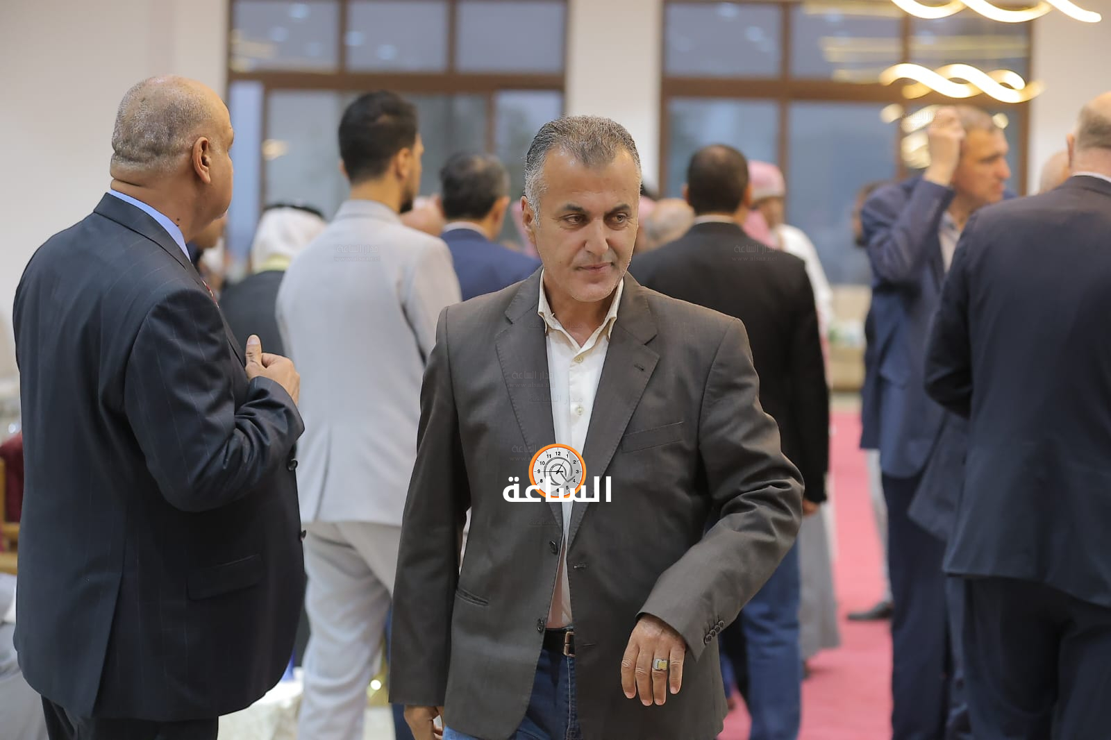 Madar Al-Saa Images 0.9777894661886677