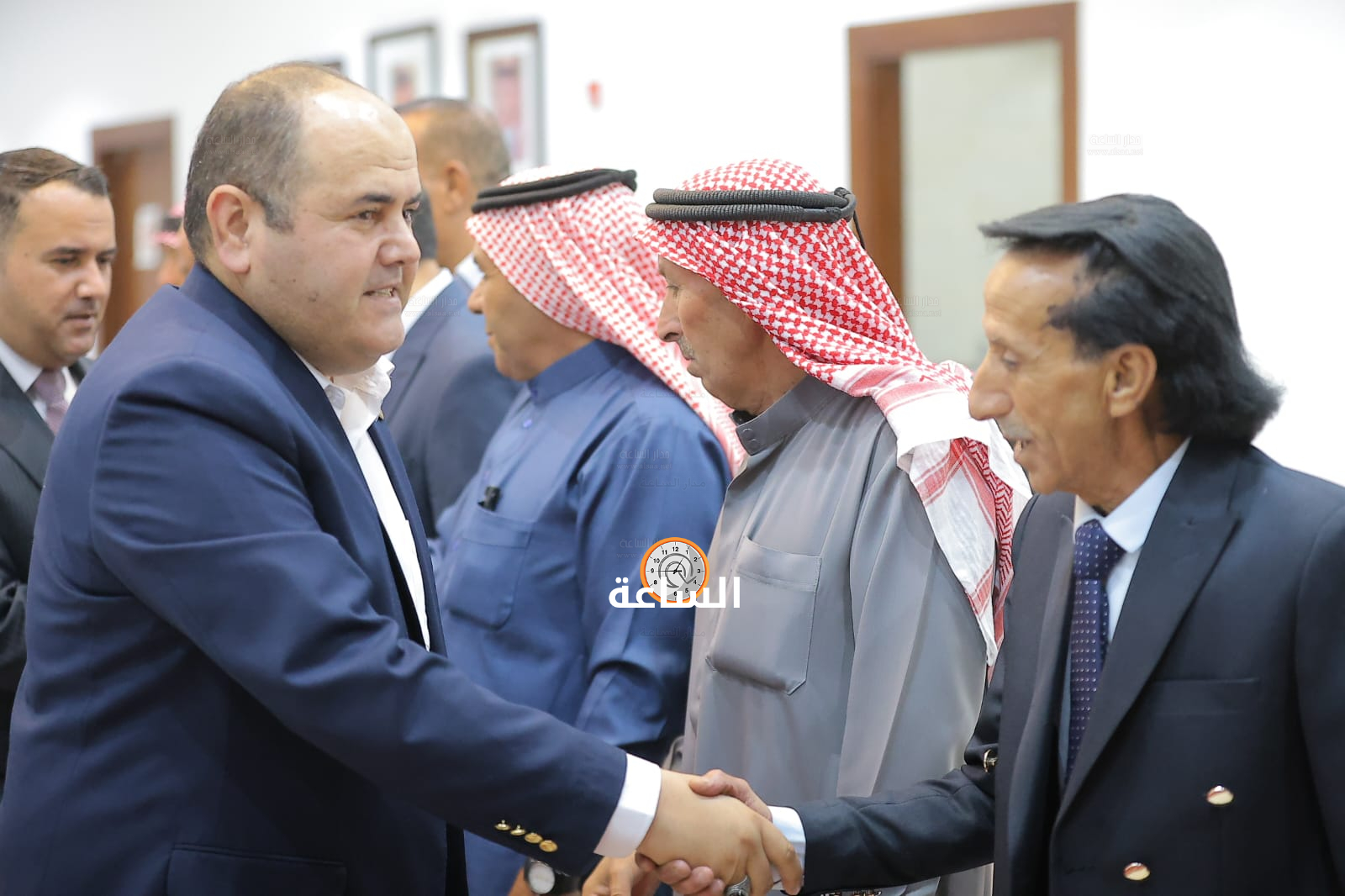 Madar Al-Saa Images 0.3211917396545846
