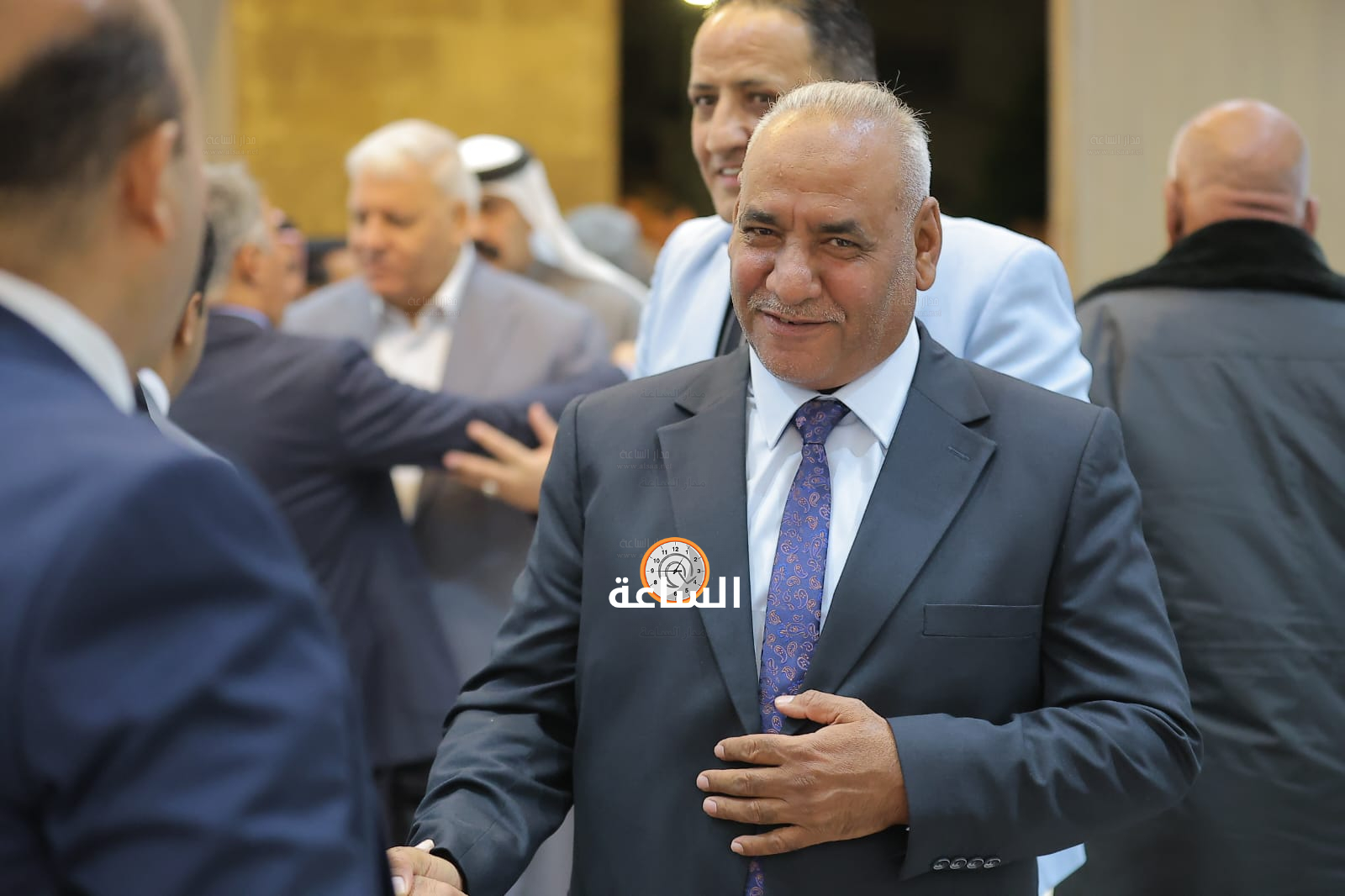 Madar Al-Saa Images 0.09809832697549326