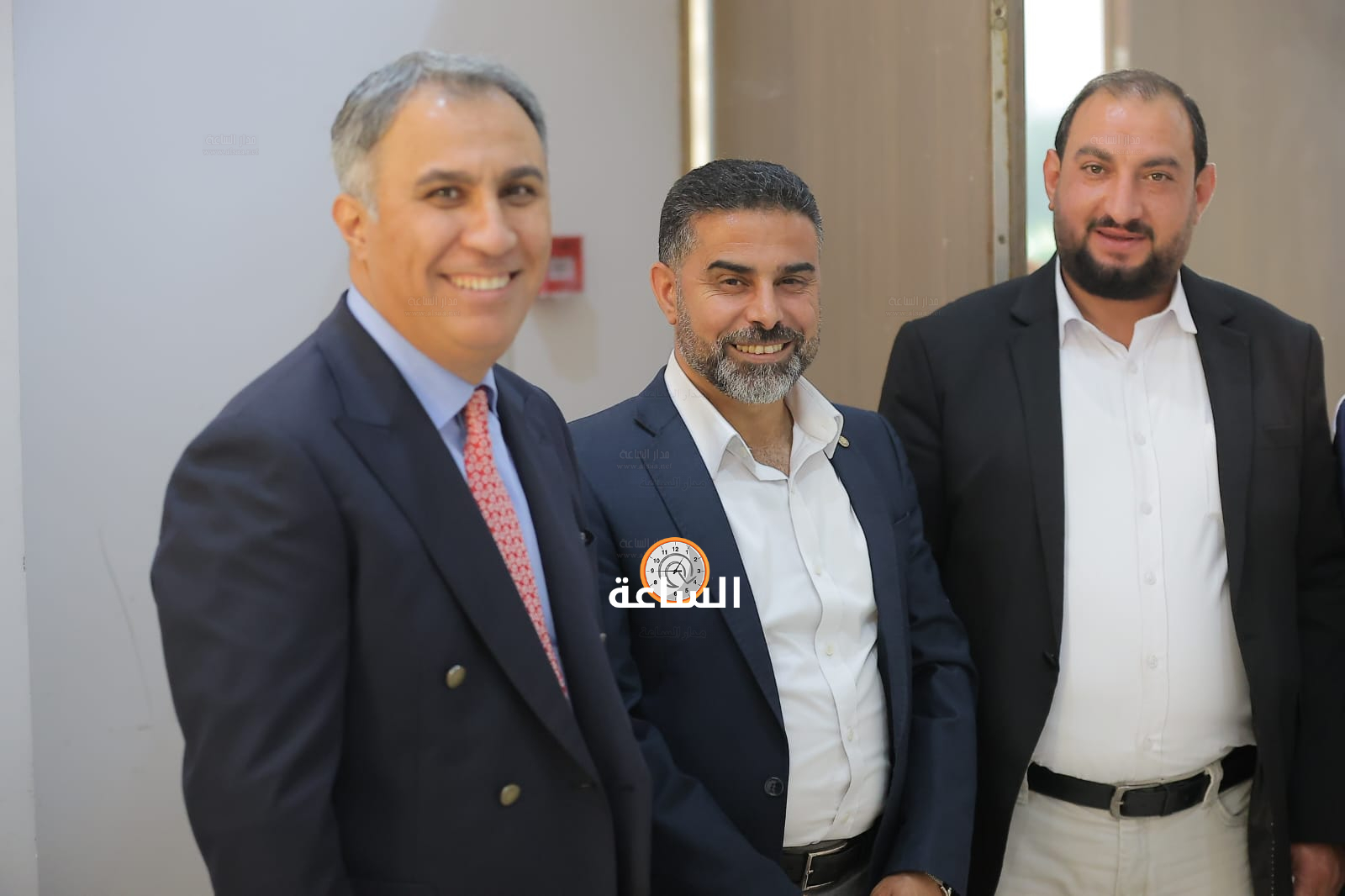 Madar Al-Saa Images 0.011154953018857272