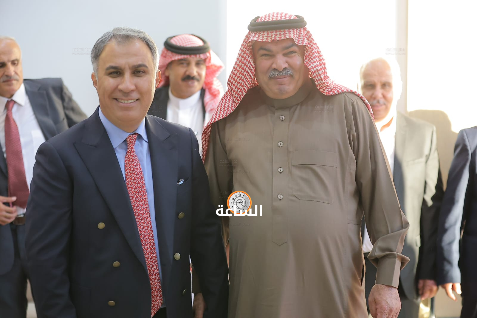 Madar Al-Saa Images 0.7185566778898779