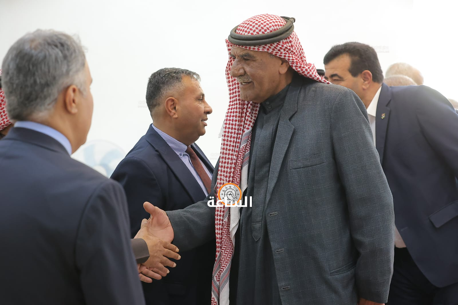 Madar Al-Saa Images 0.7926970438765004