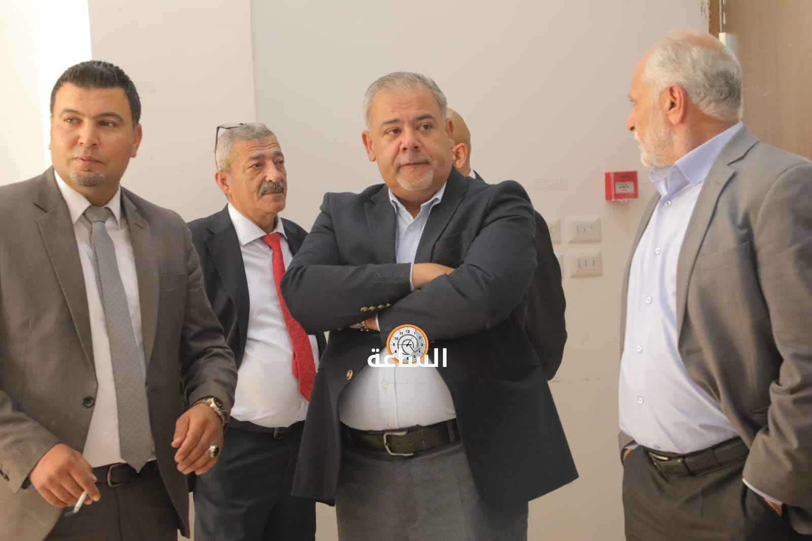 Madar Al-Saa Images 0.727705529360561