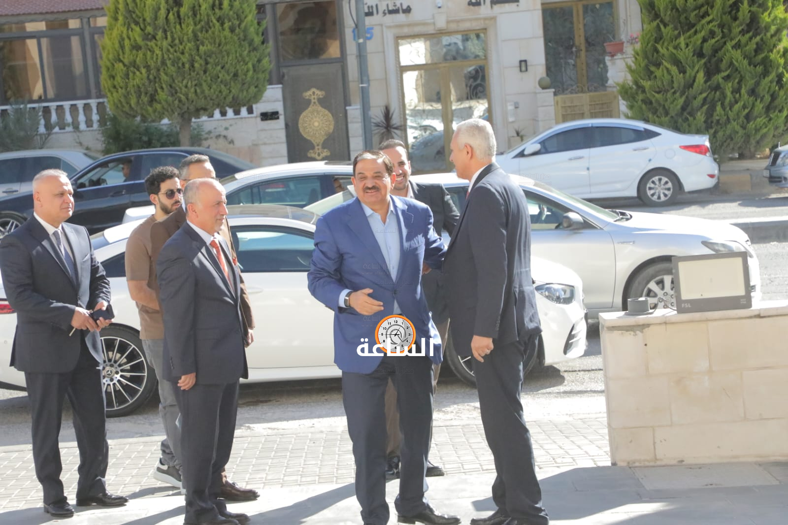 Madar Al-Saa Images 0.9823334649875879