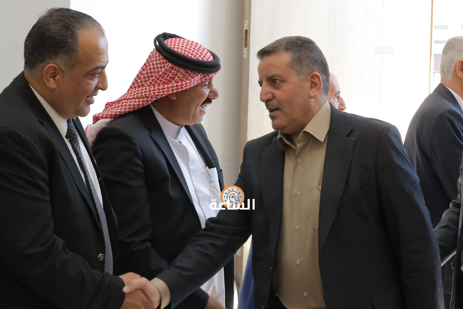 Madar Al-Saa Images 0.8768684661389788