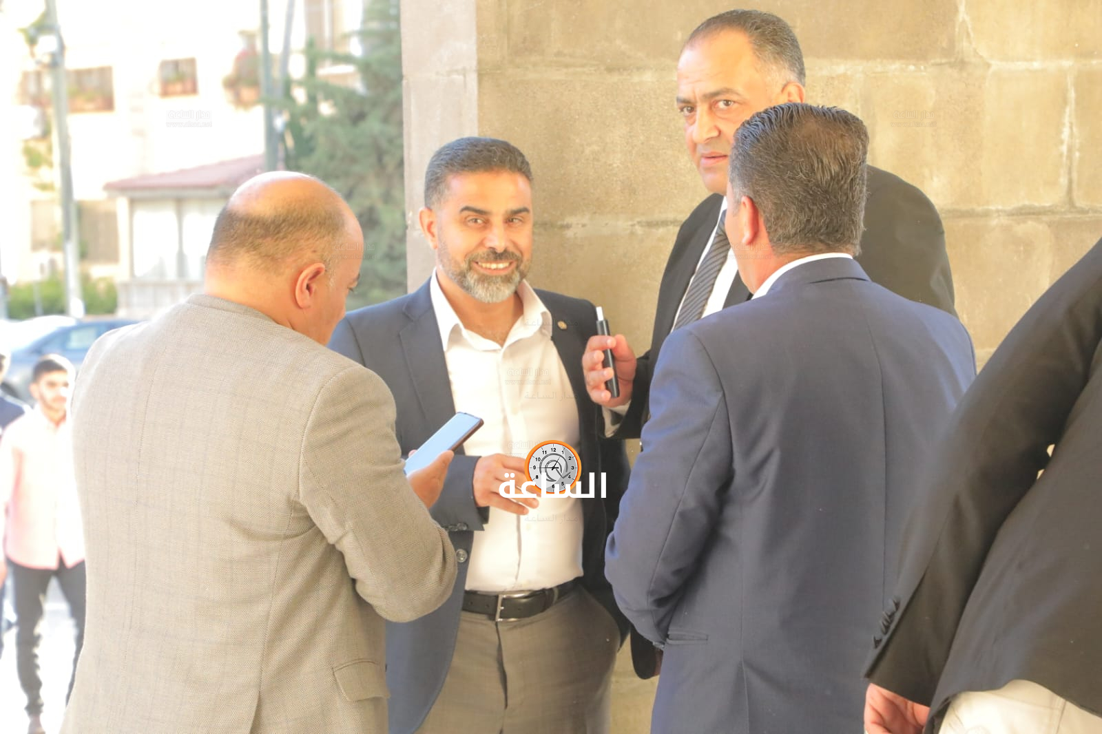Madar Al-Saa Images 0.0089503121901775