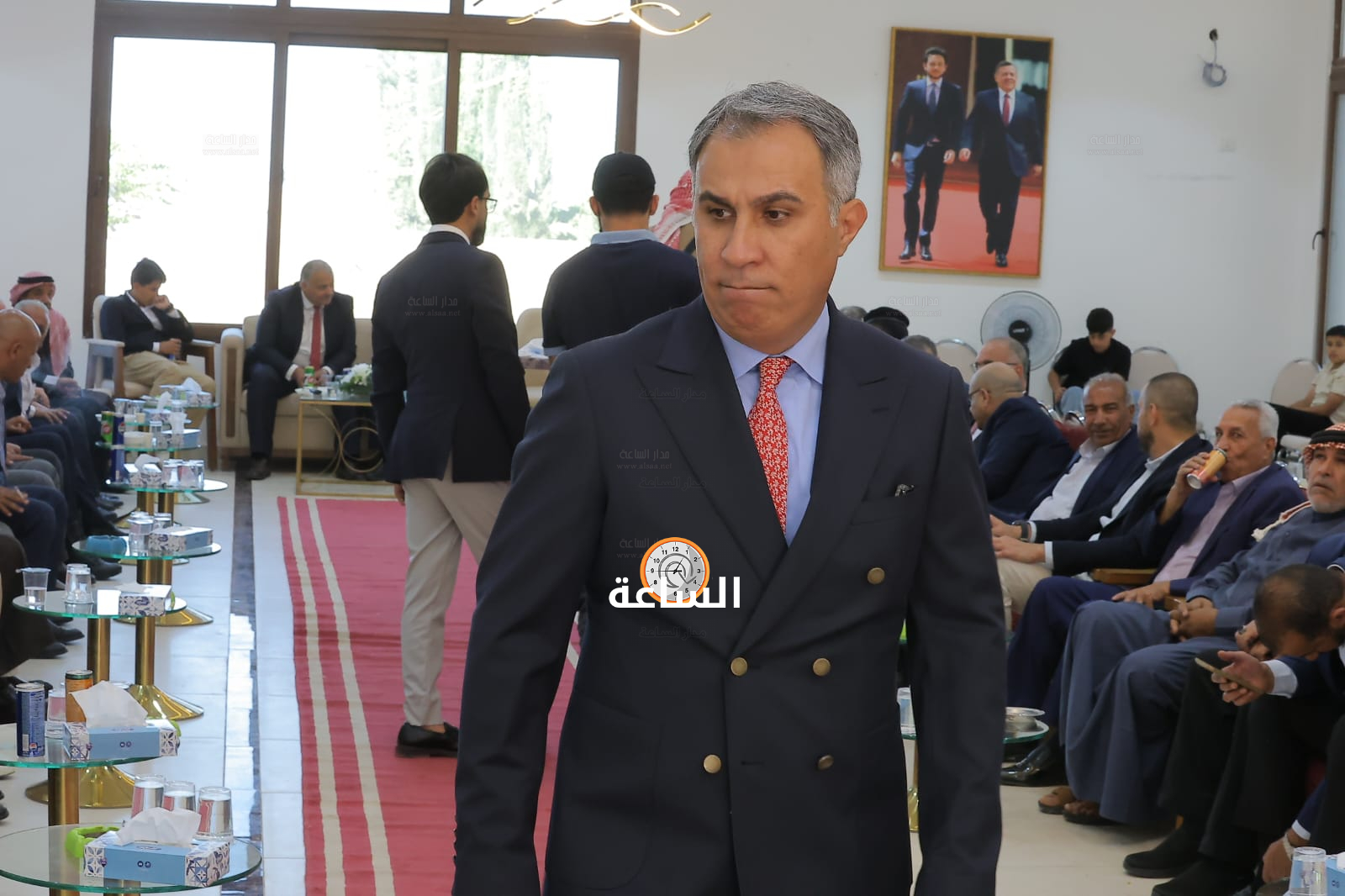 Madar Al-Saa Images 0.557451083504599