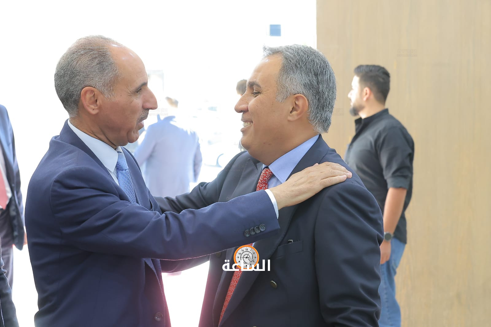 Madar Al-Saa Images 0.6220392317111365