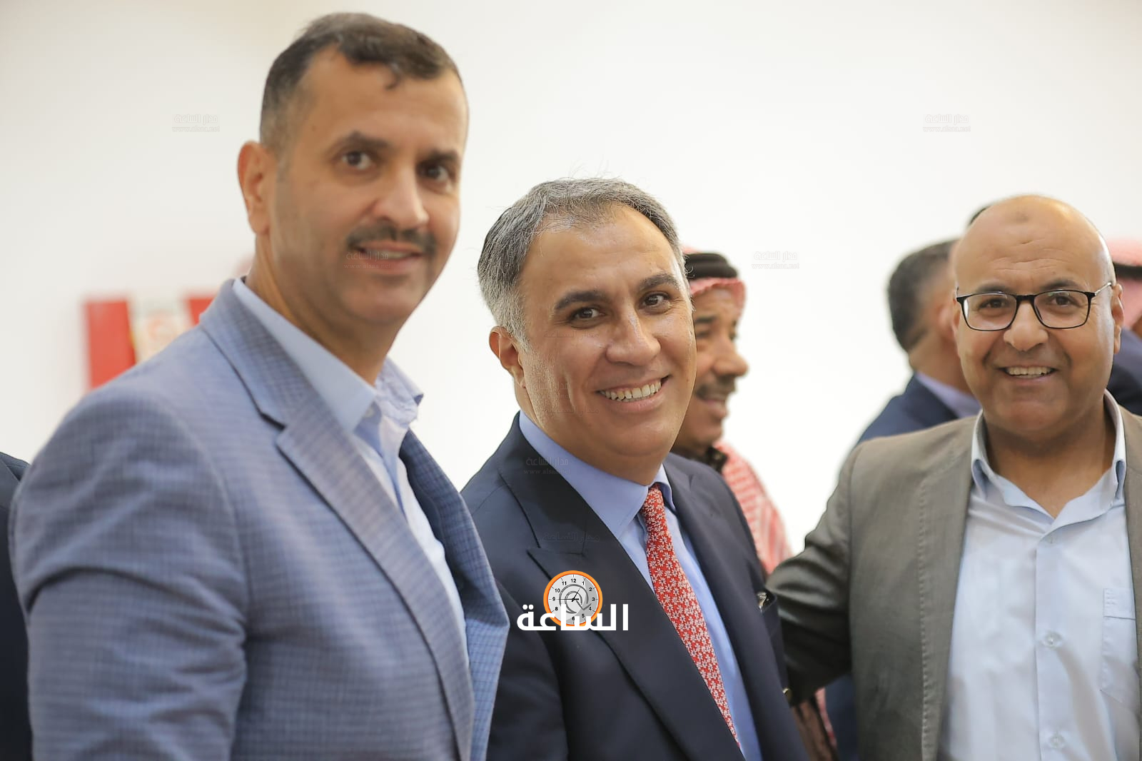 Madar Al-Saa Images 0.05327887231216333