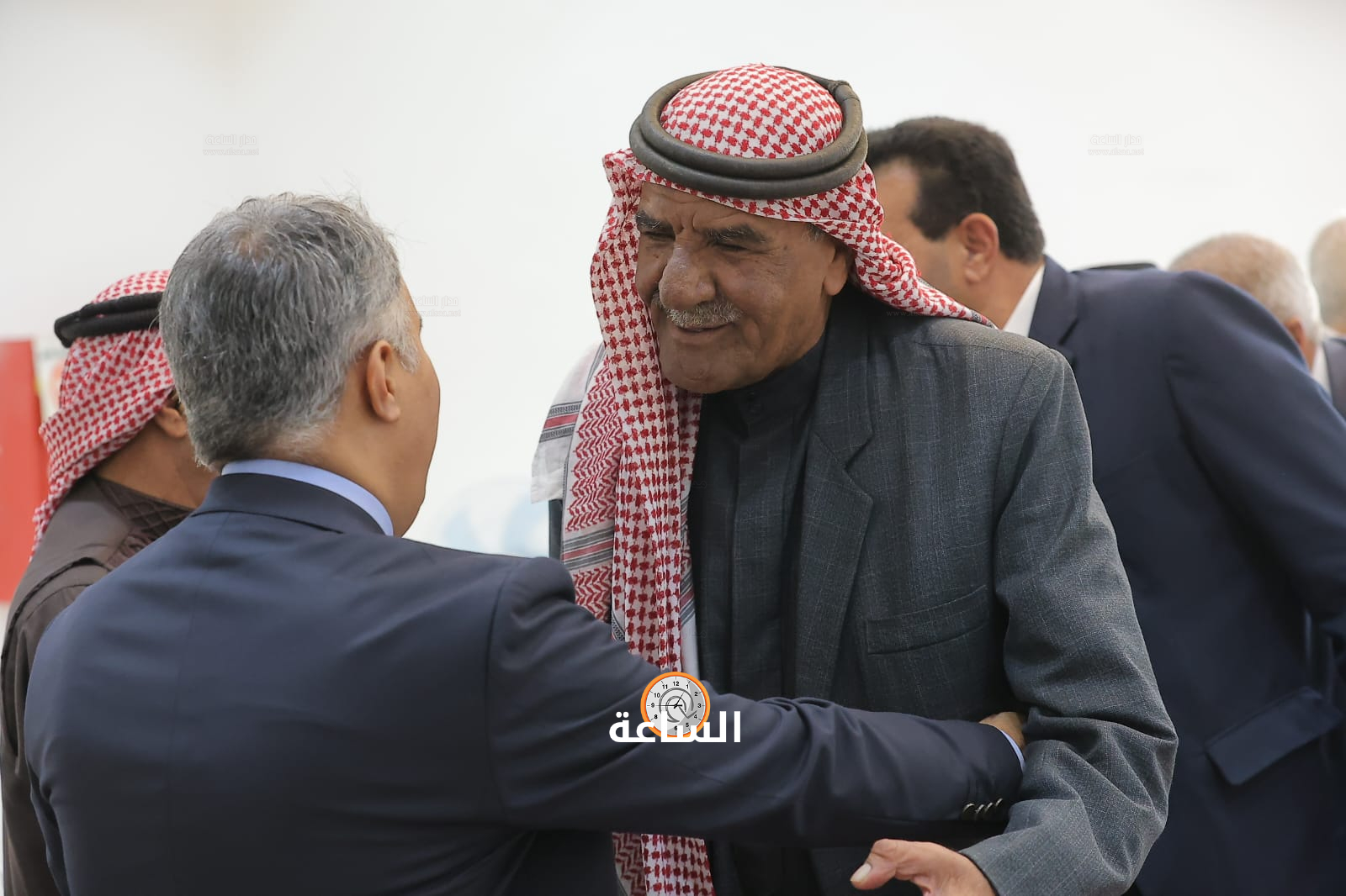 Madar Al-Saa Images 0.7509530563643941
