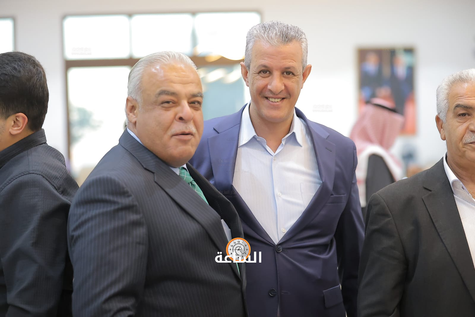 Madar Al-Saa Images 0.02157173238947374