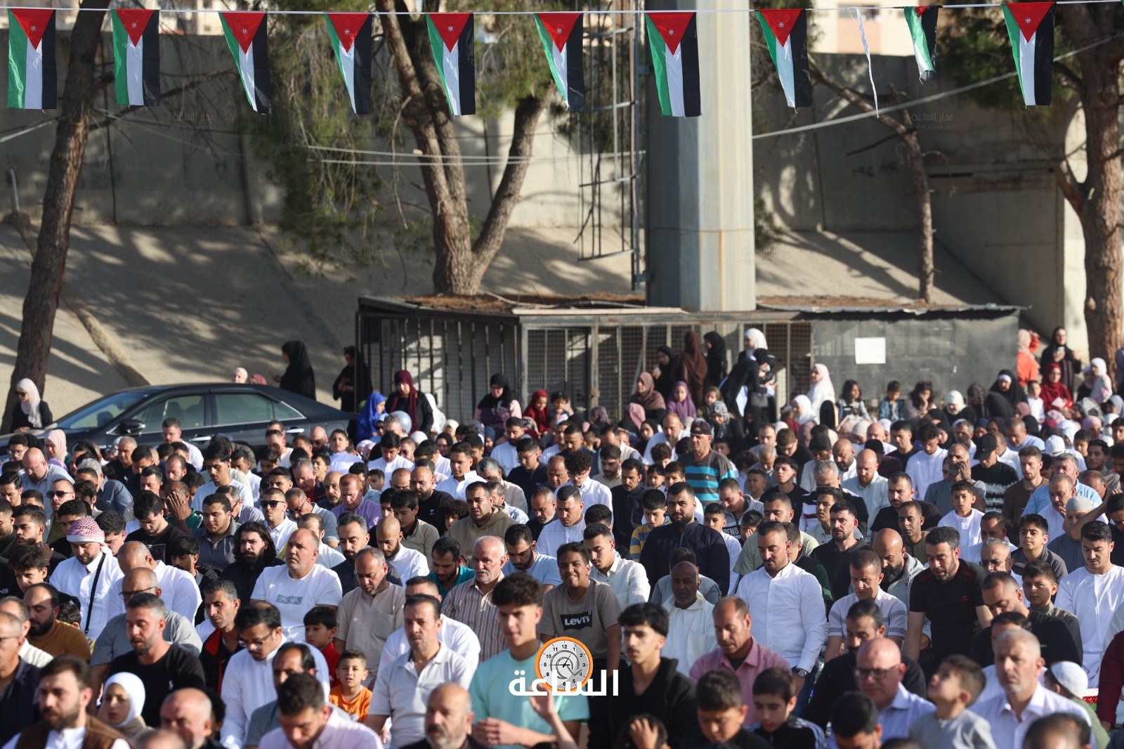 Madar Al-Saa Images 0.3825371065800858