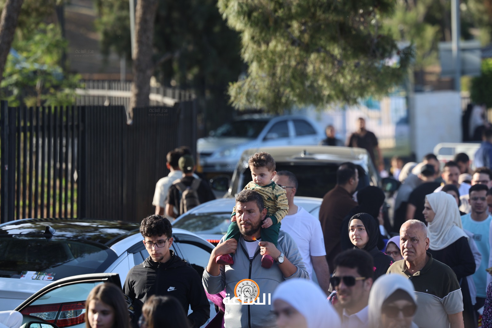 Madar Al-Saa Images 0.310358645698648