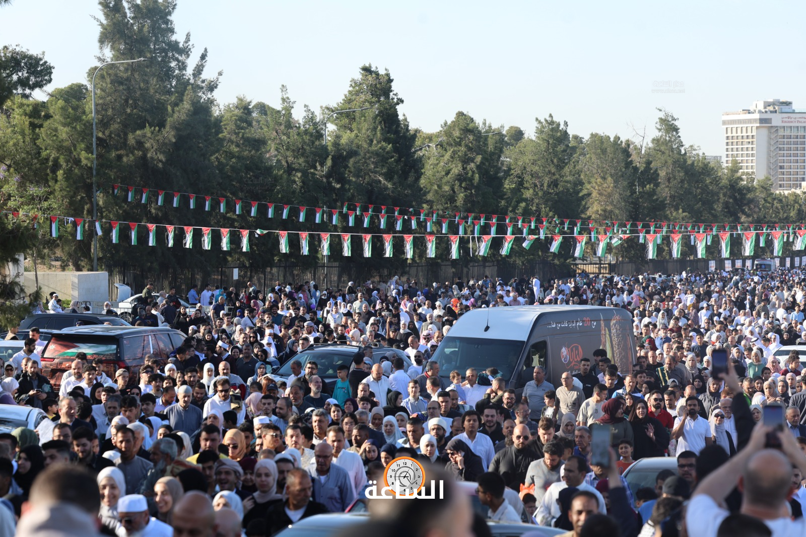 Madar Al-Saa Images 0.35393263011419884