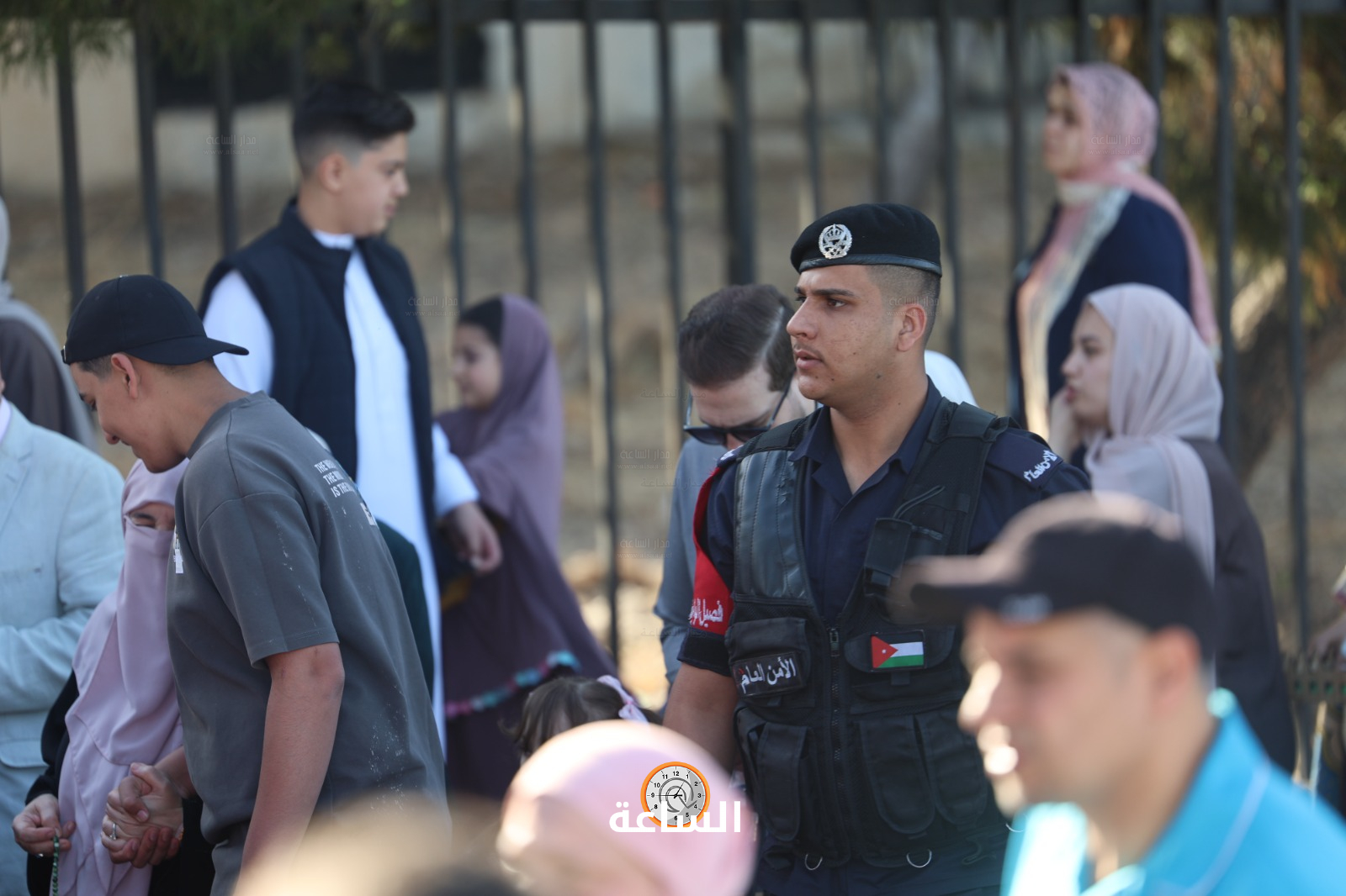 Madar Al-Saa Images 0.7494736503216275