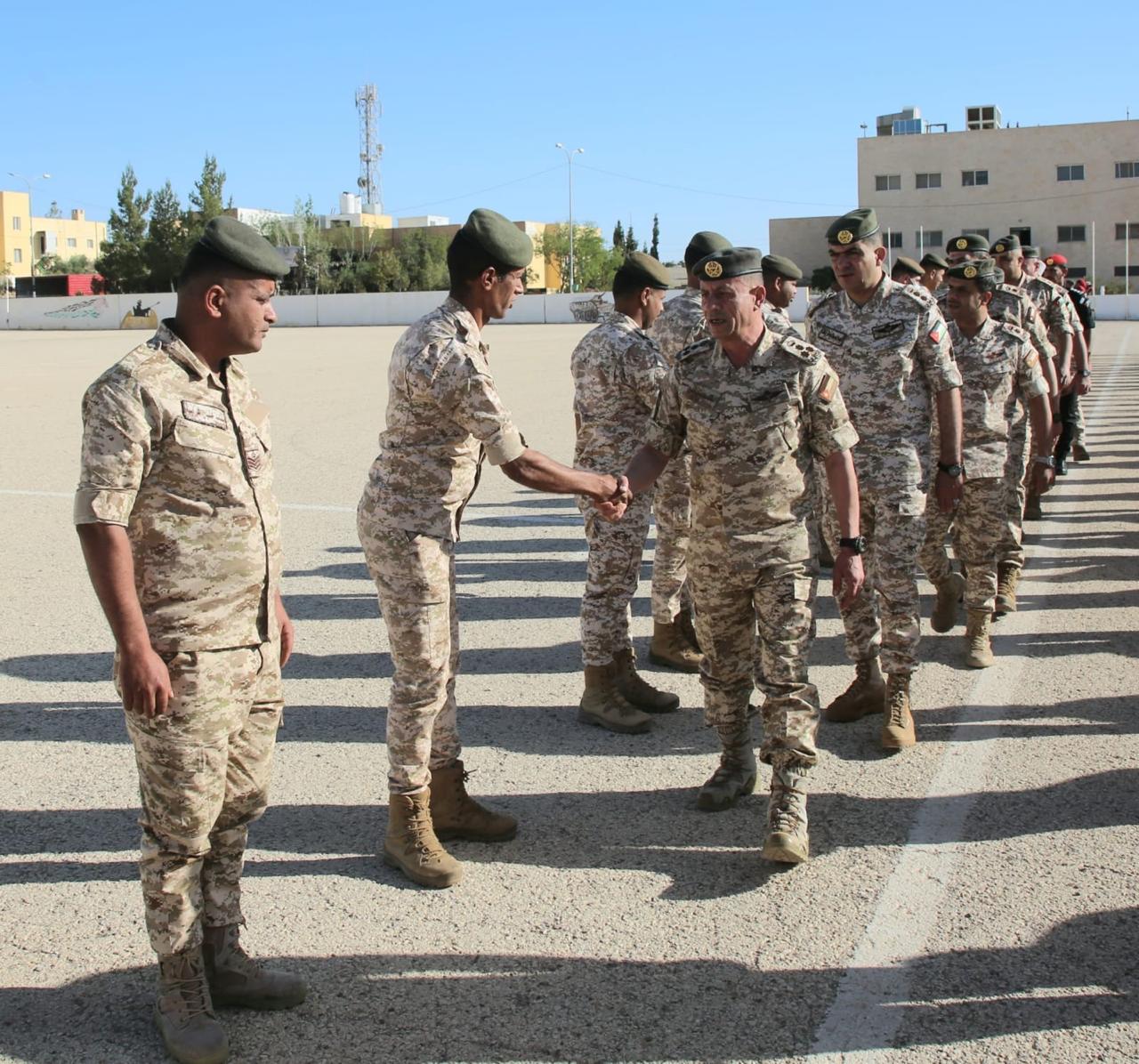 Madar Al-Saa Images 0.38769905659799986