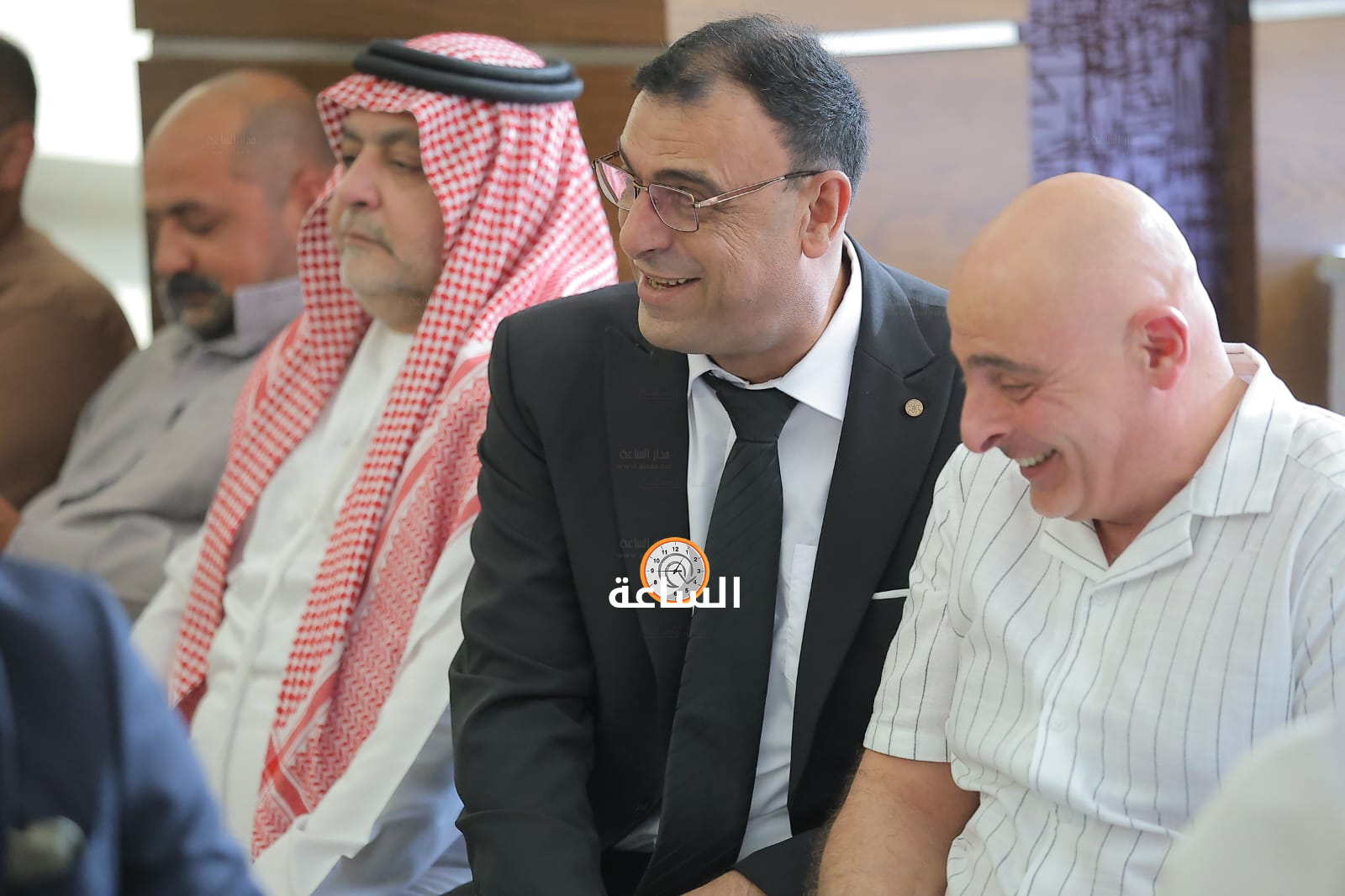 Madar Al-Saa Images 0.9801778274628592