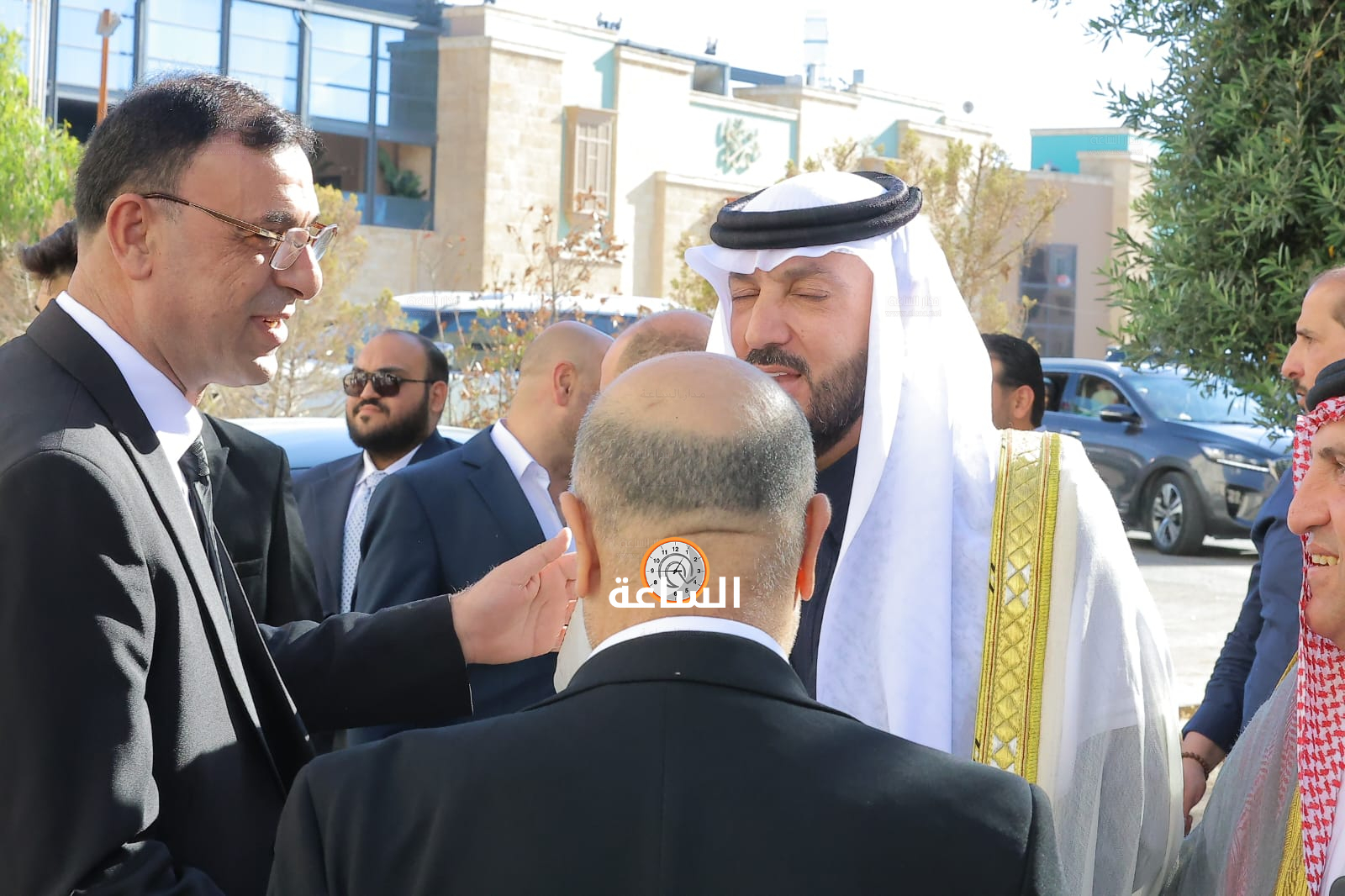 Madar Al-Saa Images 0.13279353521759085