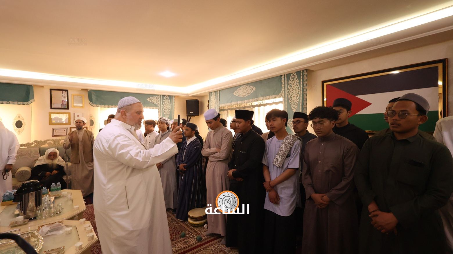 Madar Al-Saa Images 0.13637796400410618