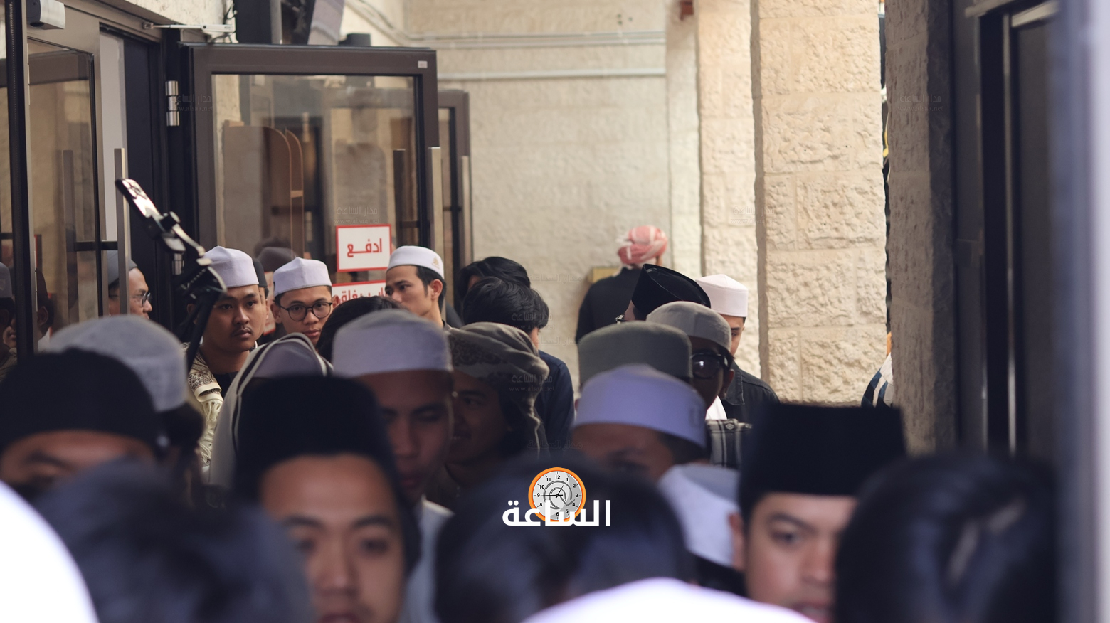 Madar Al-Saa Images 0.4451541318568416