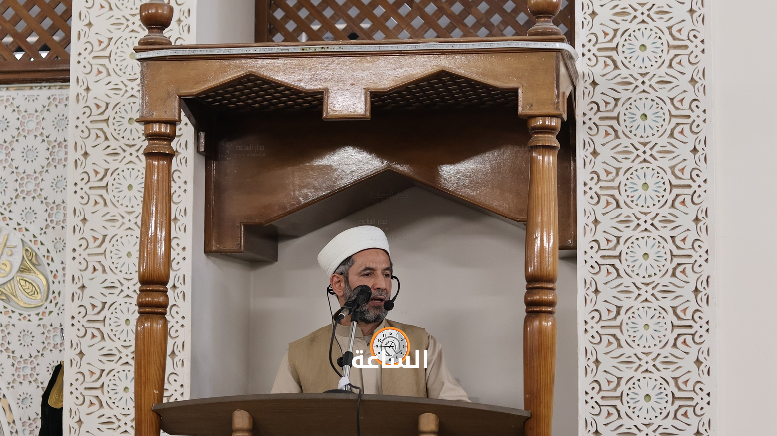 Madar Al-Saa Images 0.8824030594330587