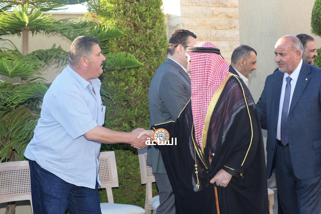 Madar Al-Saa Images 0.5411437639988325